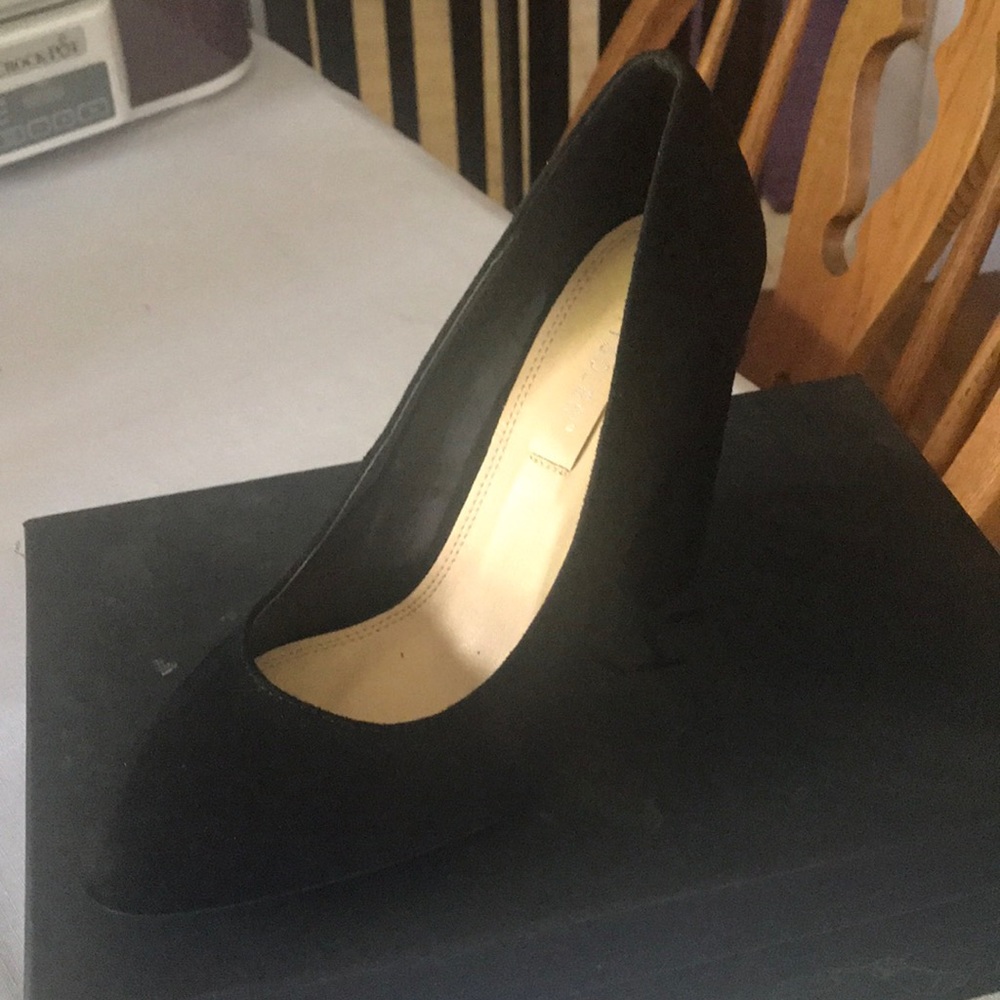 Guilty Soles Rosalyn Block Heel pump